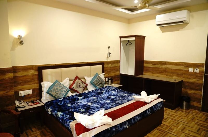 Hotel Vishnu Inn, Dehradun - Slider Image