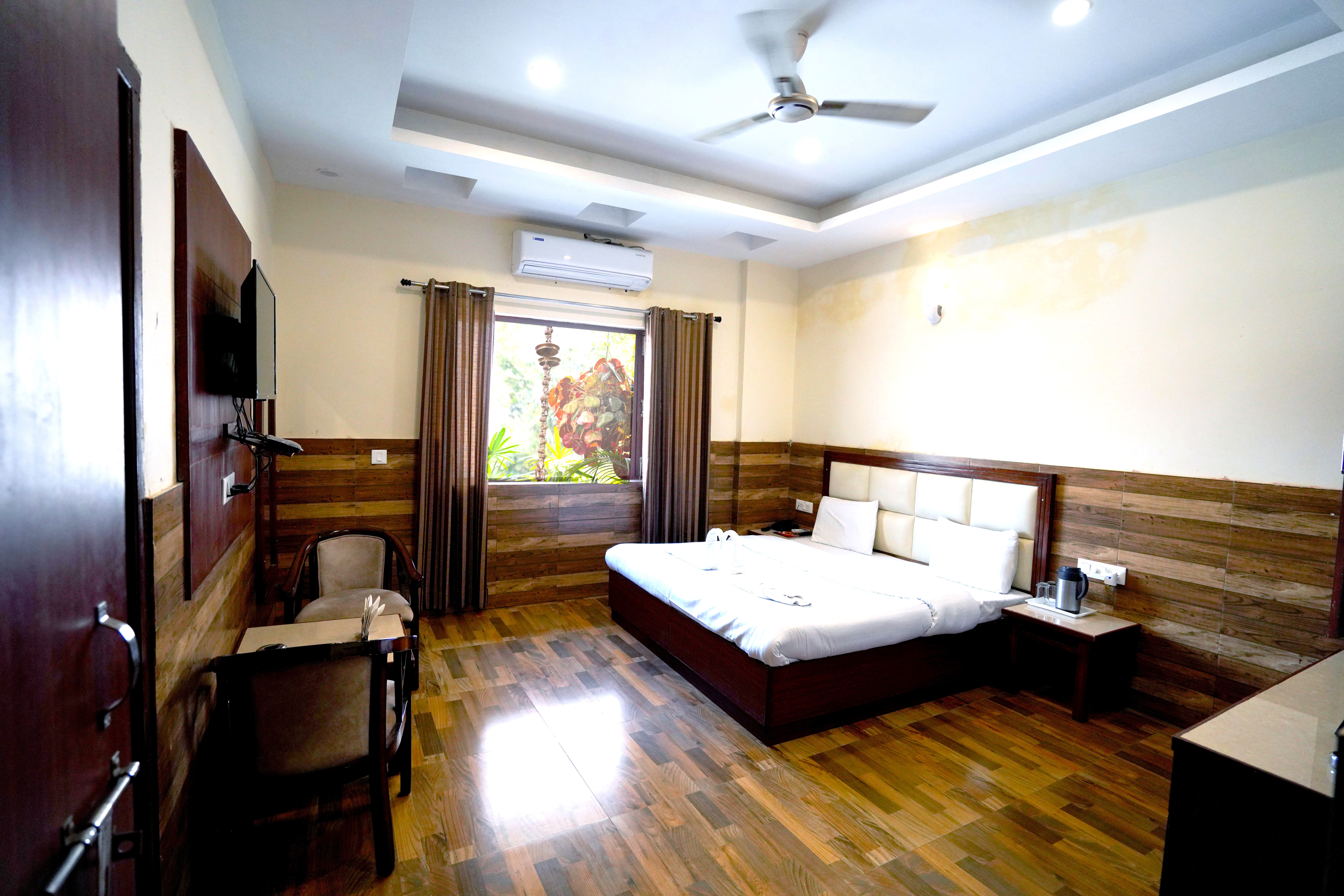 AC Deluxe Room